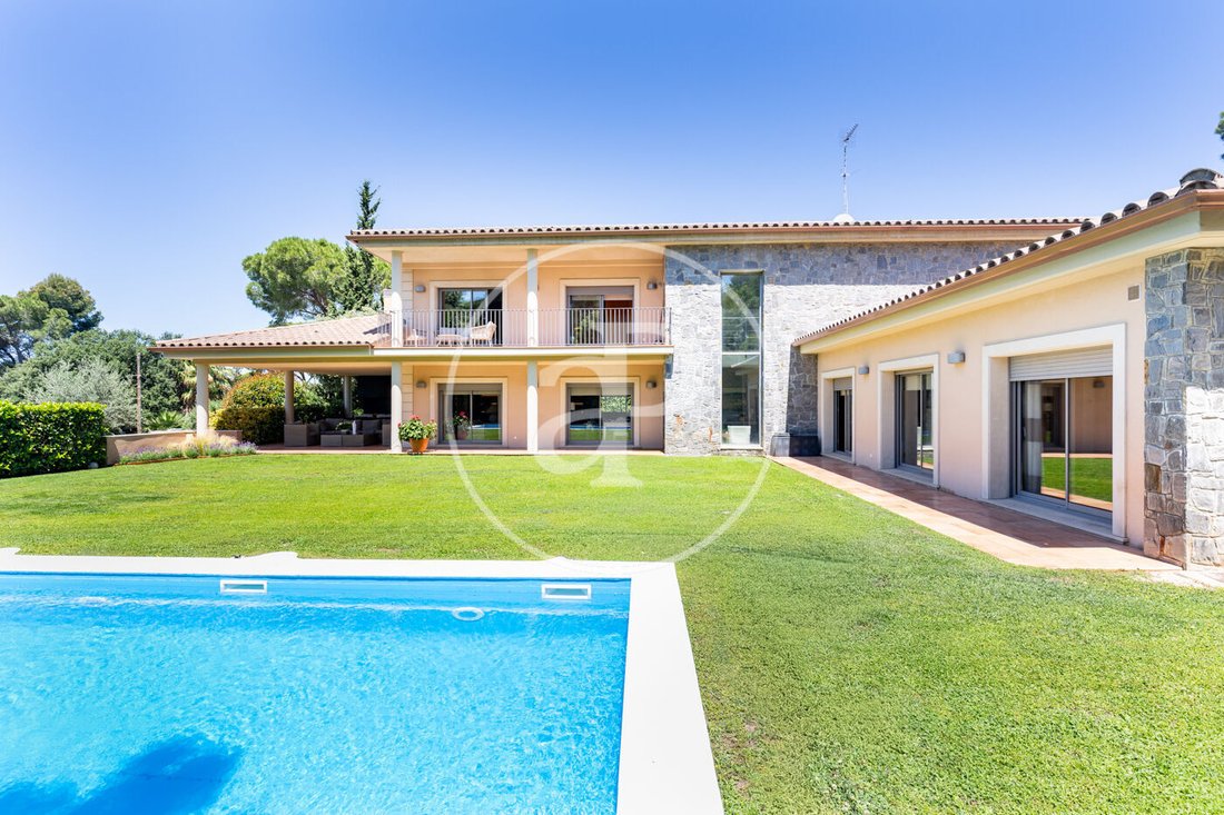Villa in Sant Cugat del Valles, Catalonia, Spain 2 - 18098752