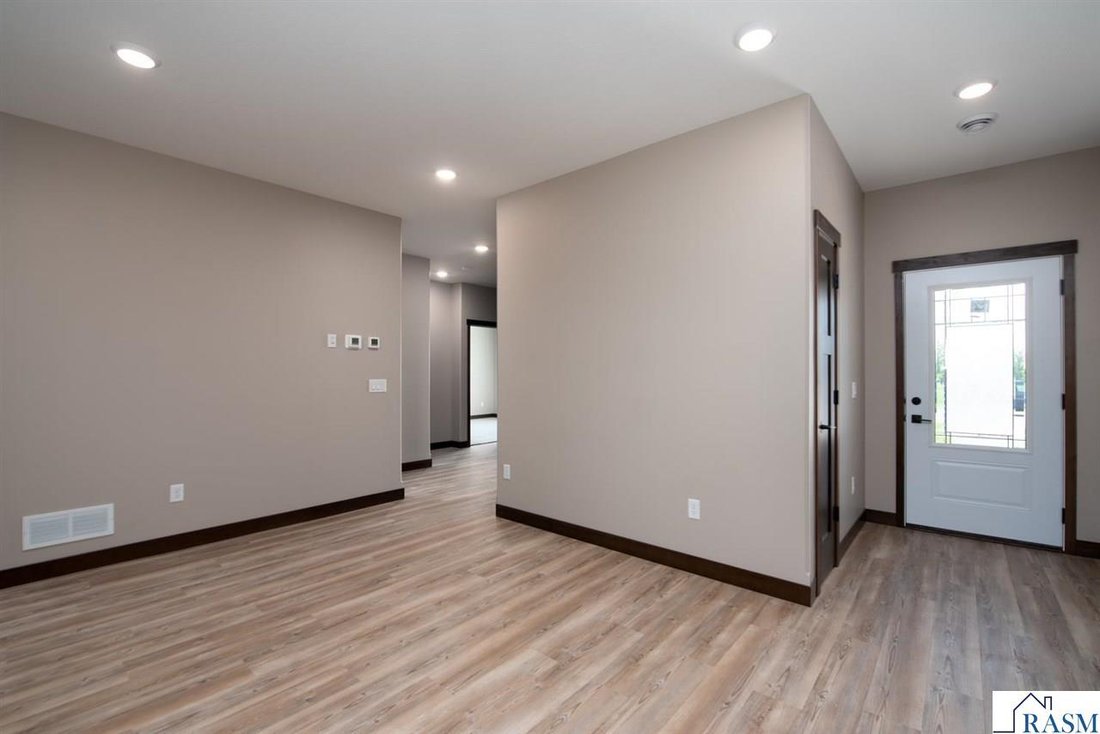 Condo in Mankato, Minnesota, United States 3 - 18094267
