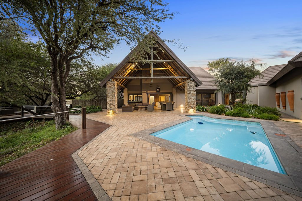 House in Hoedspruit, Limpopo, South Africa 1 - 18107163