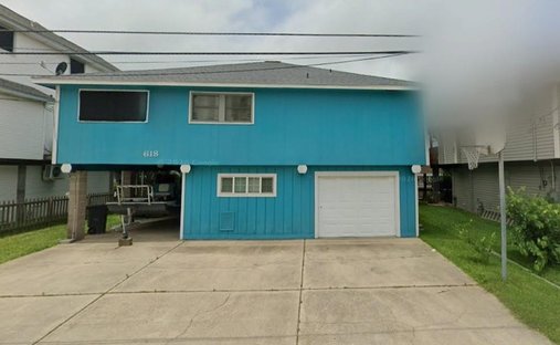 House in Hitchcock, Texas, United States 1