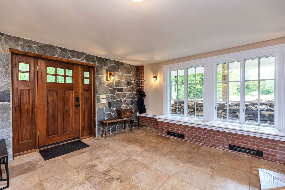 House in Marlborough, New Hampshire, United States 3 - 18093124
