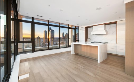Condo in Burnaby, British Columbia, Canada 1