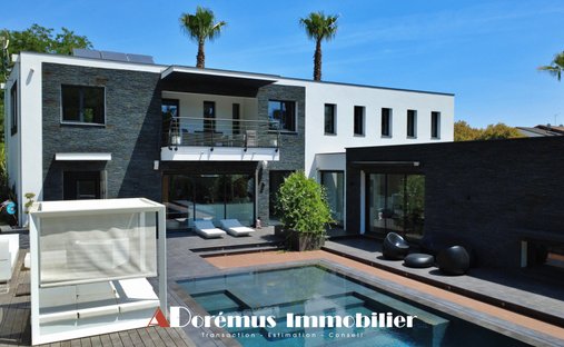 Villa in Bouliac, Nouvelle-Aquitaine, France 1