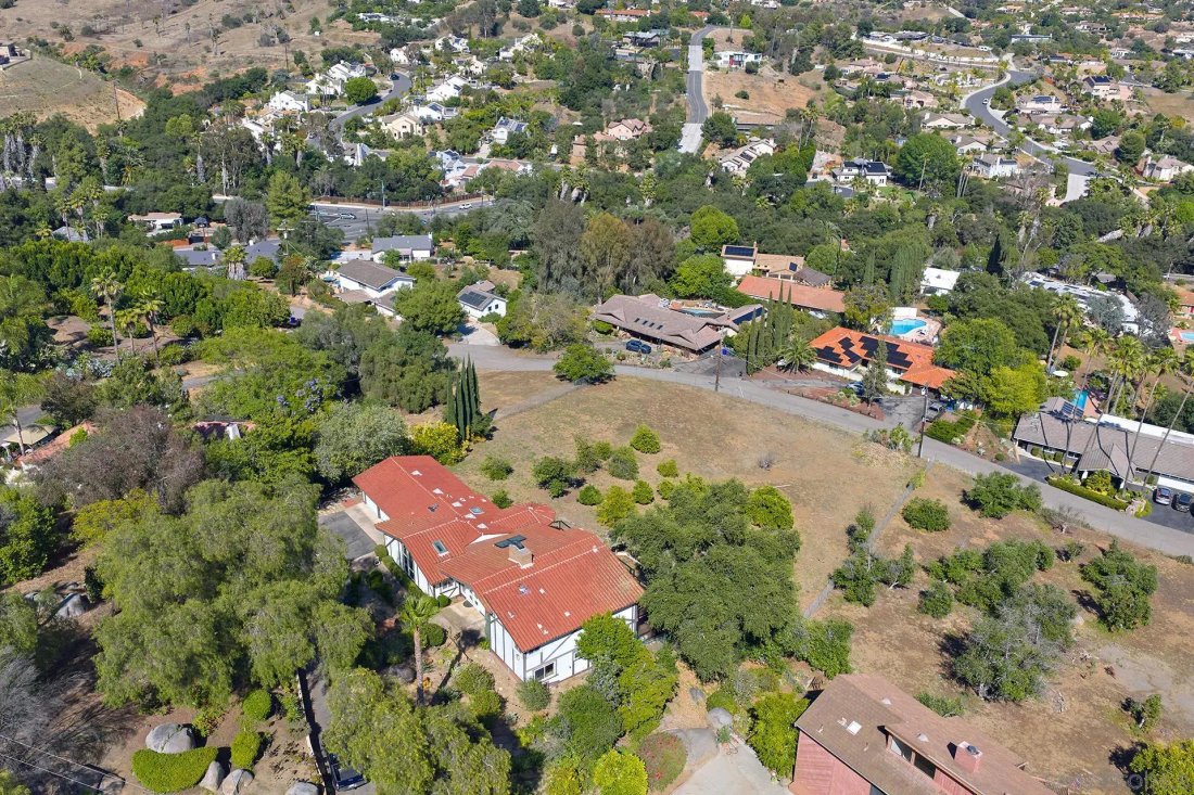 House in Escondido, California, United States 3 - 18100526
