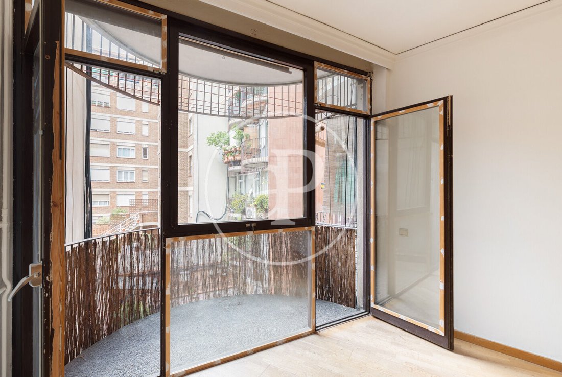 Apartment in Sarrià-Sant Gervasi, Barcelona, Spain 4 - 18098688