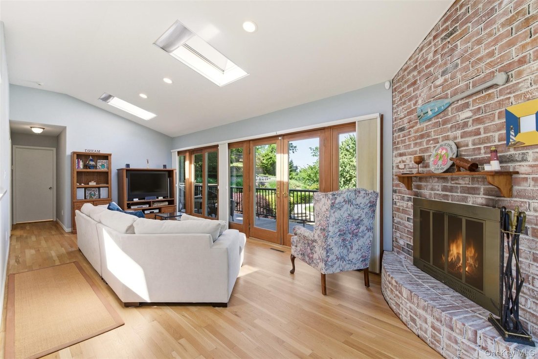 House in Northport, New York, United States 3 - 18093169