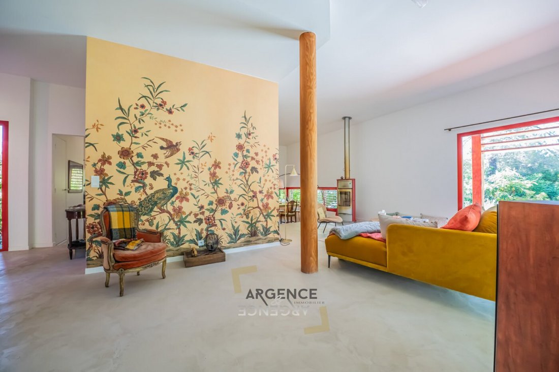 Villa in Castelnau-le-Lez, Occitania, France 5 - 18095982