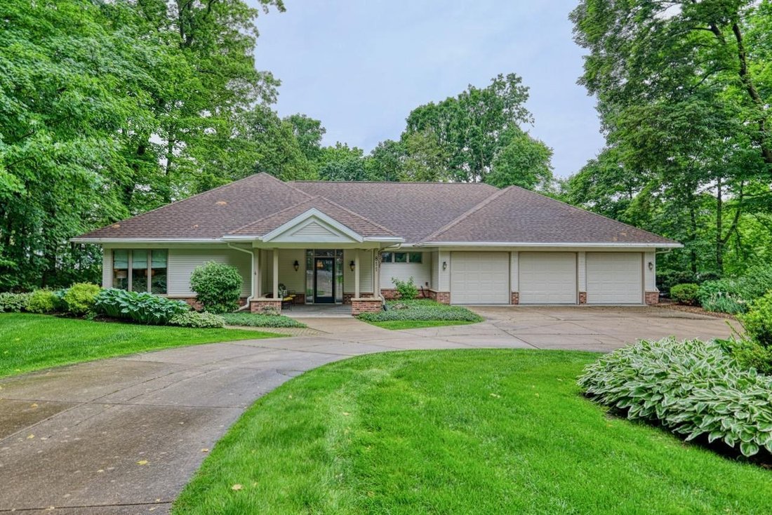 House in Madison, Wisconsin, United States 1 - 18100675