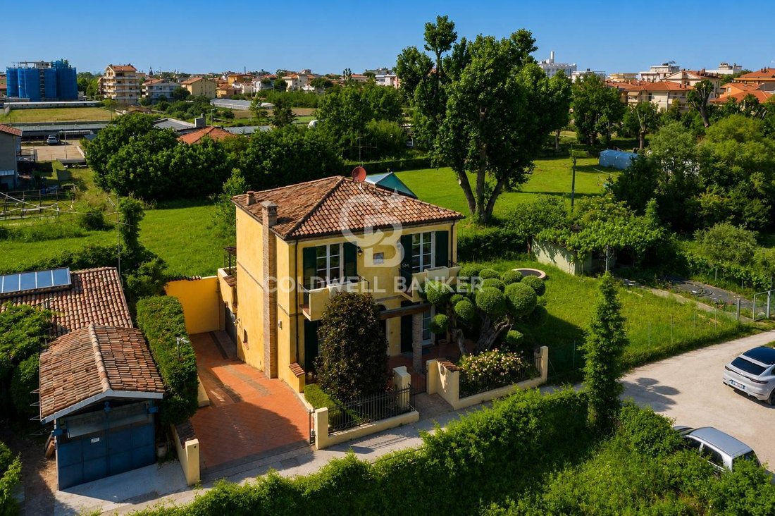Villa in Viserba, Rimini, Italy 4 - 18097332