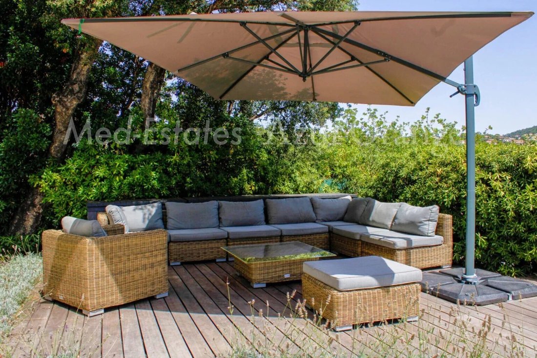 Villa in Les Issambres, Roquebrune-sur-Argens, France 4 - 18093394