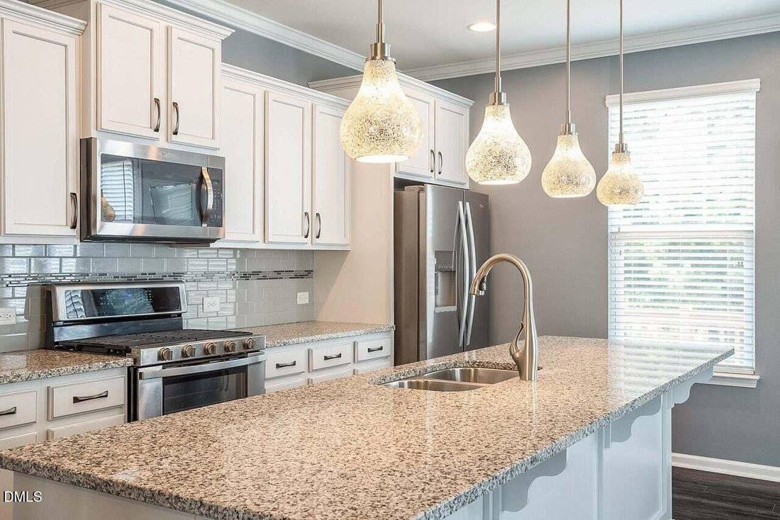 Townhouse in Apex, North Carolina, United States 5 - 18095291