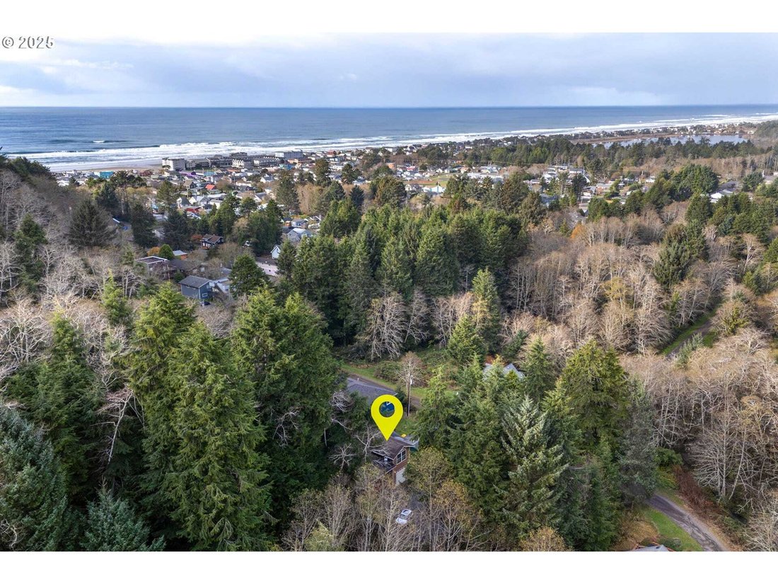 House in Rockaway Beach, Oregon, United States 5 - 18095440