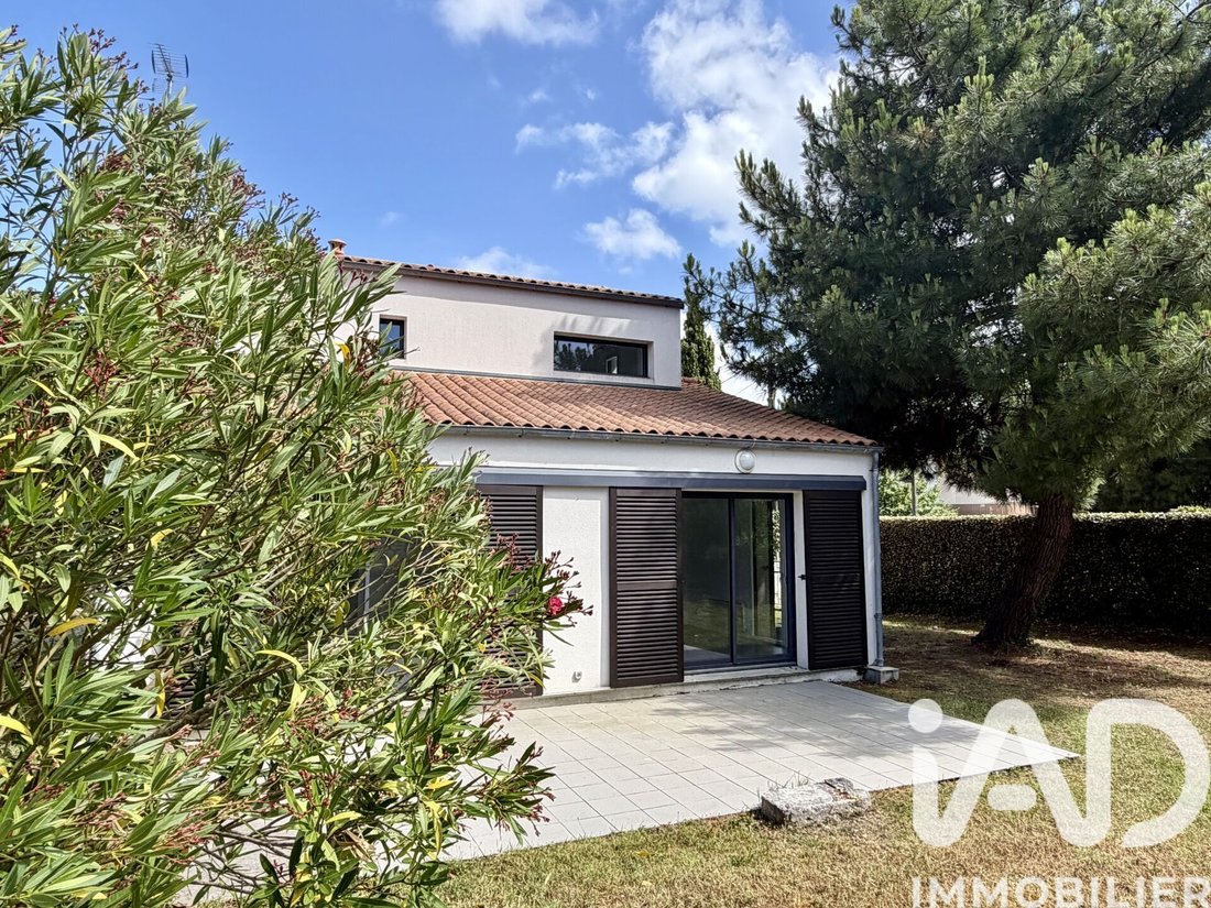House in Pontaillac, Royan, France 1 - 18100154