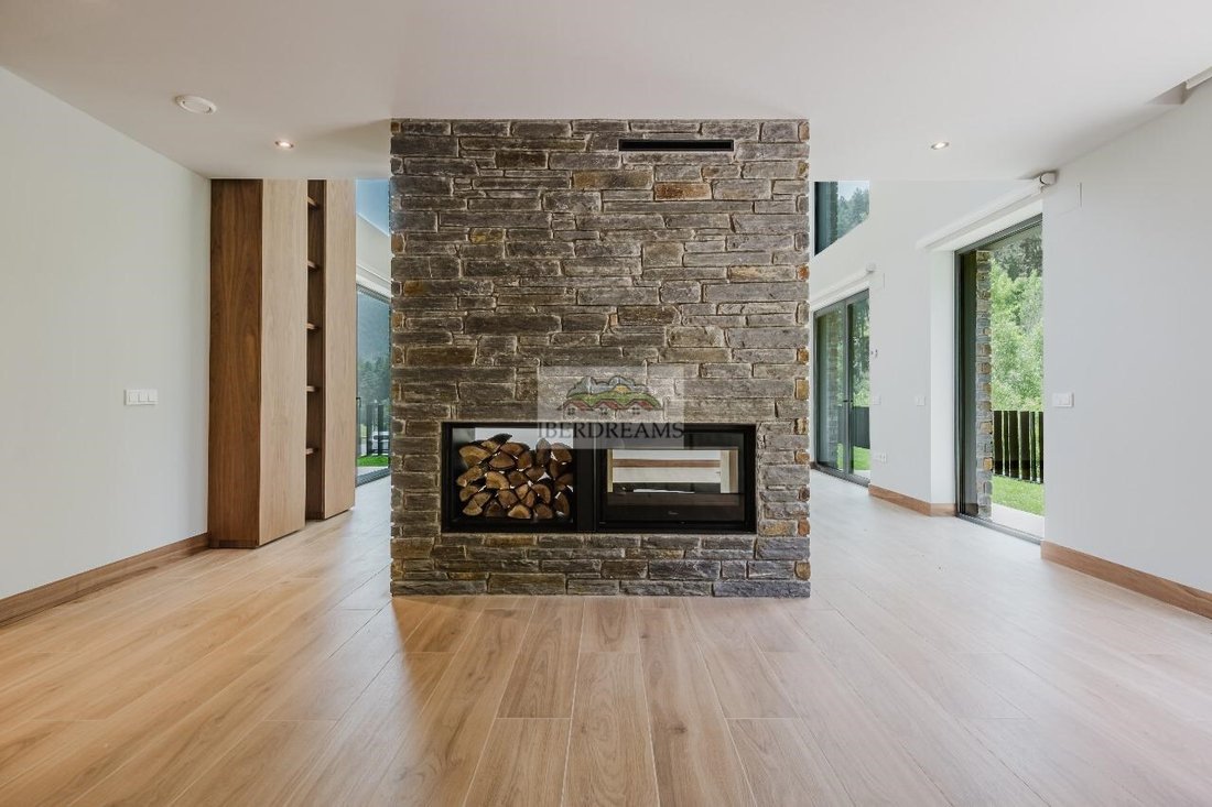 House in Pal, La Massana, Andorra 1 - 18105401