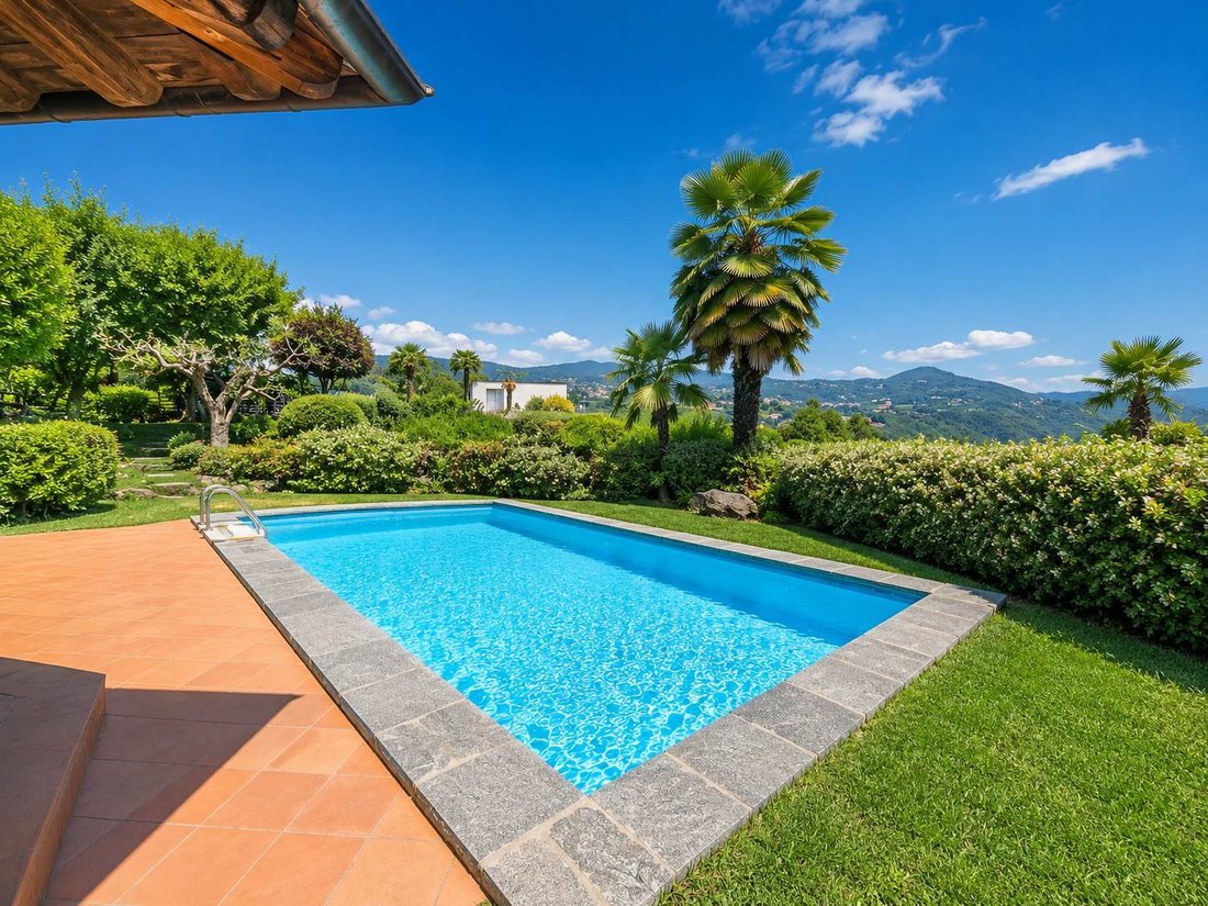 Villa in Meina, Piedmont, Italy 3 - 18076753