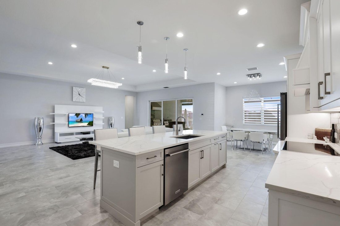 House in Naples, Florida, United States 4 - 18102439