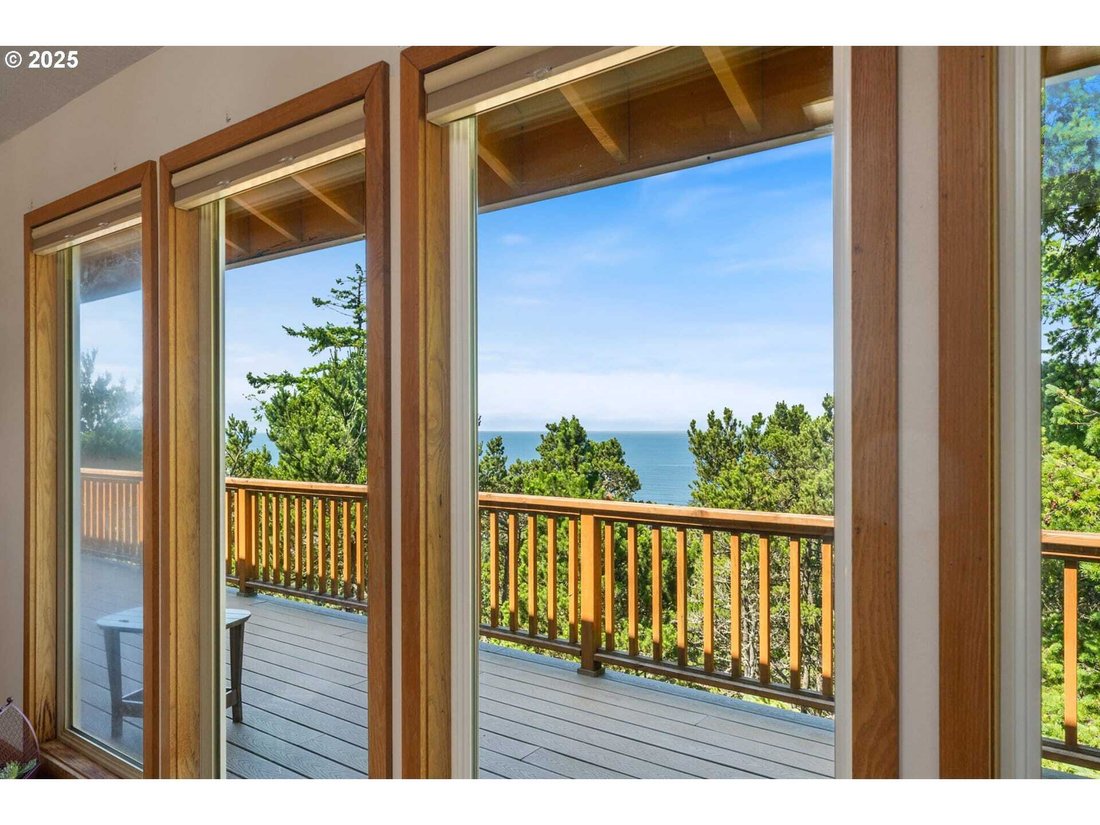House in Tillamook, Oregon, United States 2 - 18095182