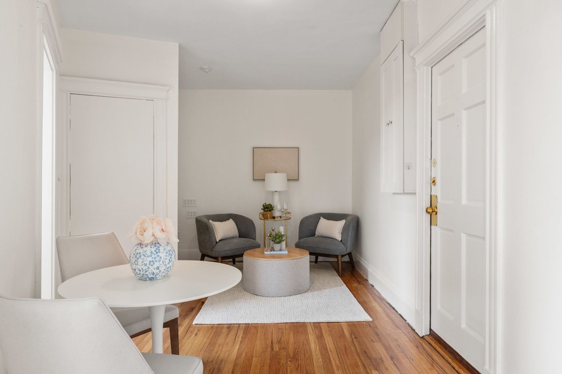 Condo in Boston, Massachusetts, United States 4 - 18090433