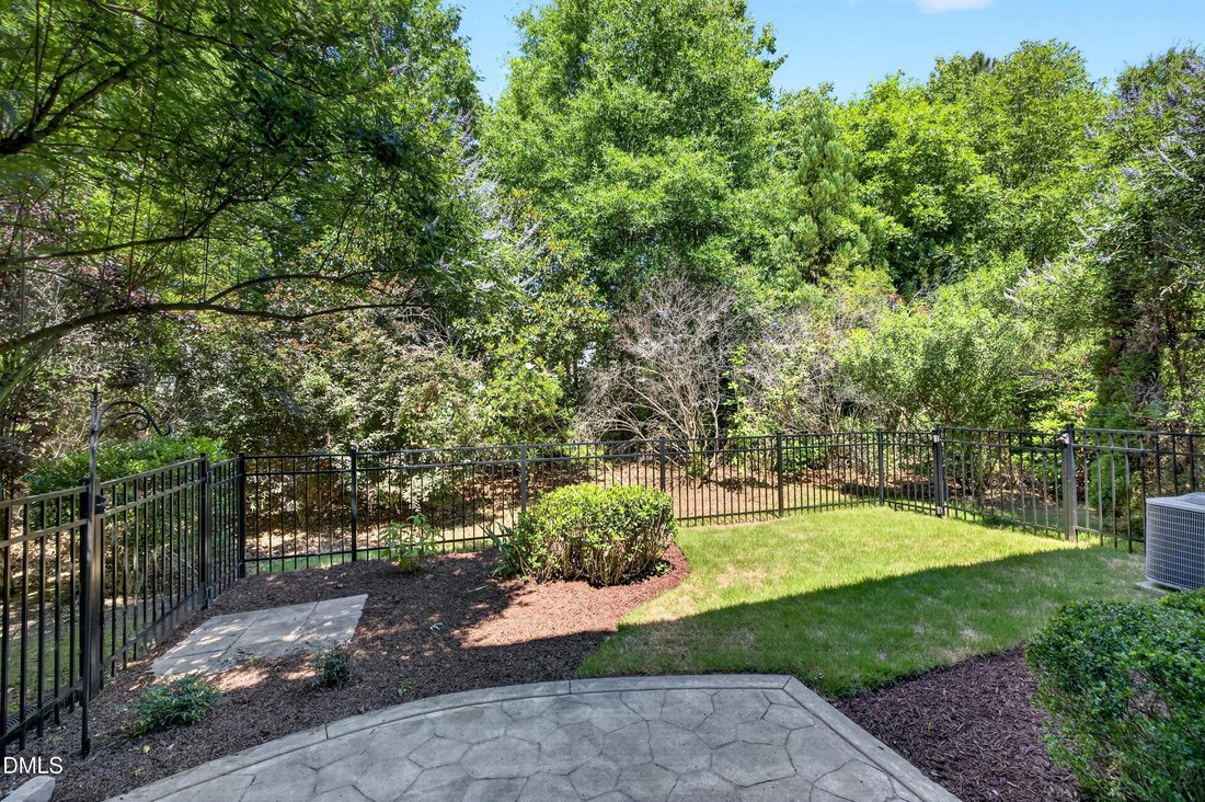Townhouse in Cary, North Carolina, United States 2 - 18091655