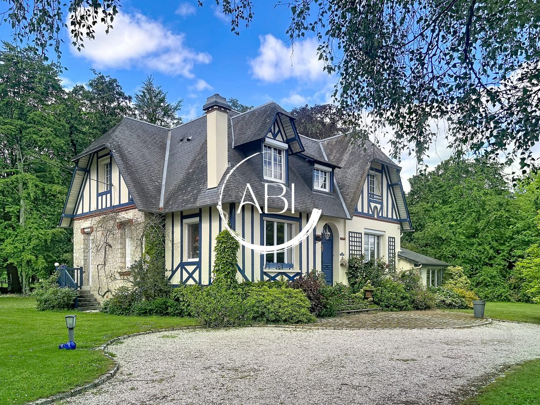 Villa in Bagnoles-de-l'Orne-Normandie, Normandy, France 1 - 18097738