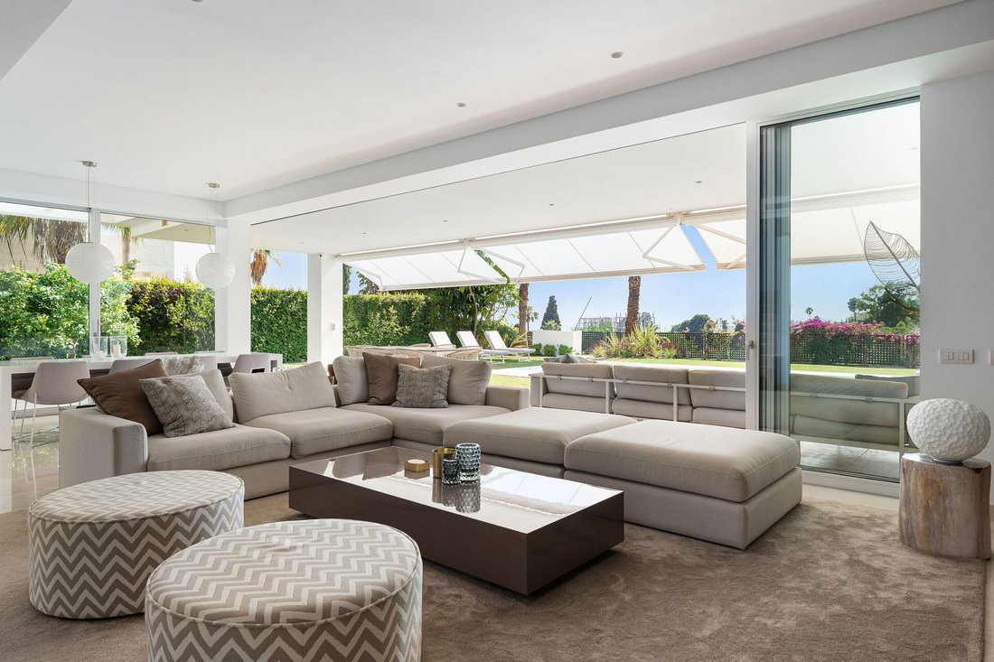 Villa in Rio Real, Marbella, Andalusia 4 - 18101444