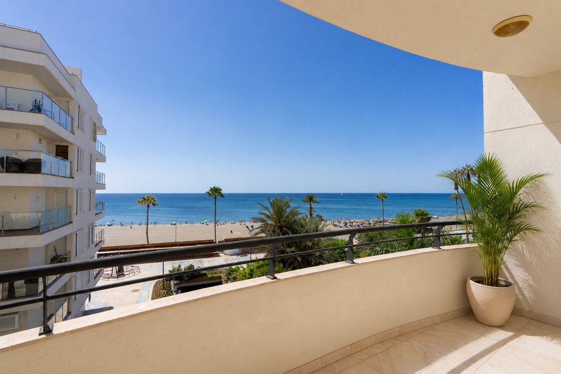 Apartment in Estepona, Andalusia, Spain 1 - 14967978
