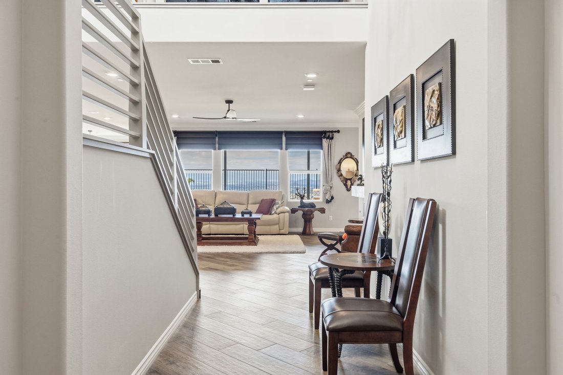 House in Corona, California, United States 3 - 18101684