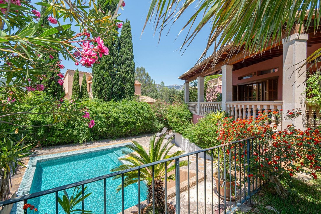 Villa in Bunyola, Balearic Islands, Spain 5 - 18099114