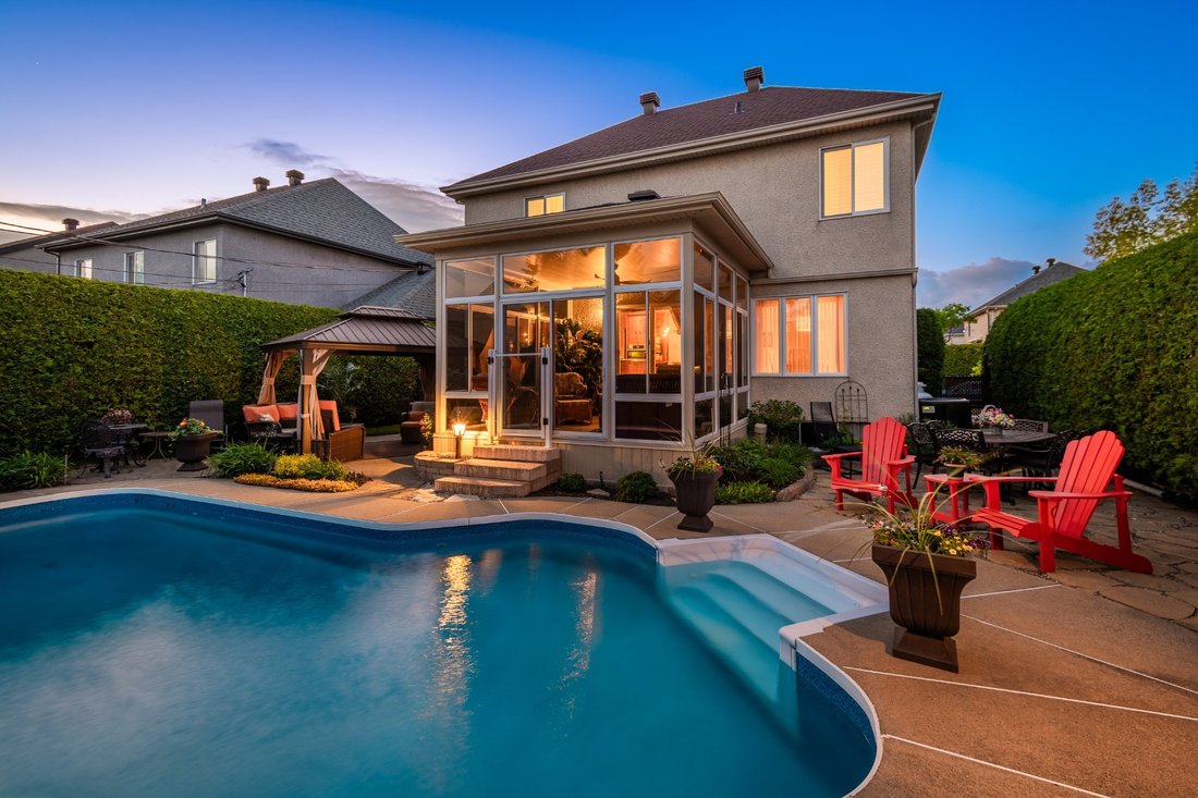 House in Laval, Quebec, Canada 2 - 18100852