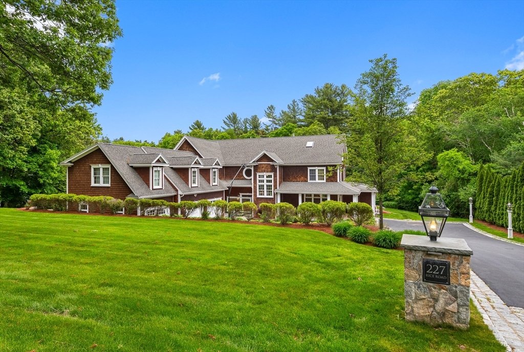 House in Wayland, Massachusetts, United States 2 - 18092927