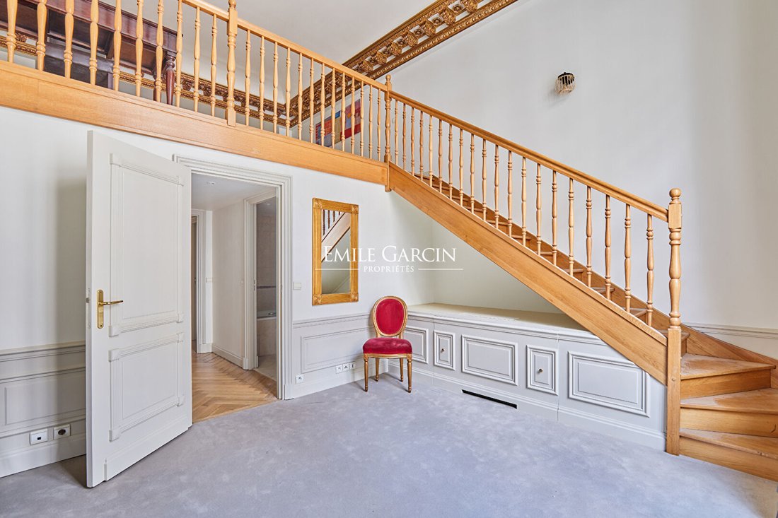 Apartment in Saint Philippe du Roule, Paris 8e Arrondissement, Paris 5 - 18096694