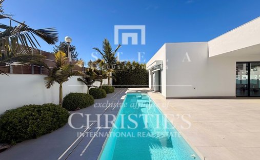 Villa in Ibiza Town, Balearic Islands, Spain 1
