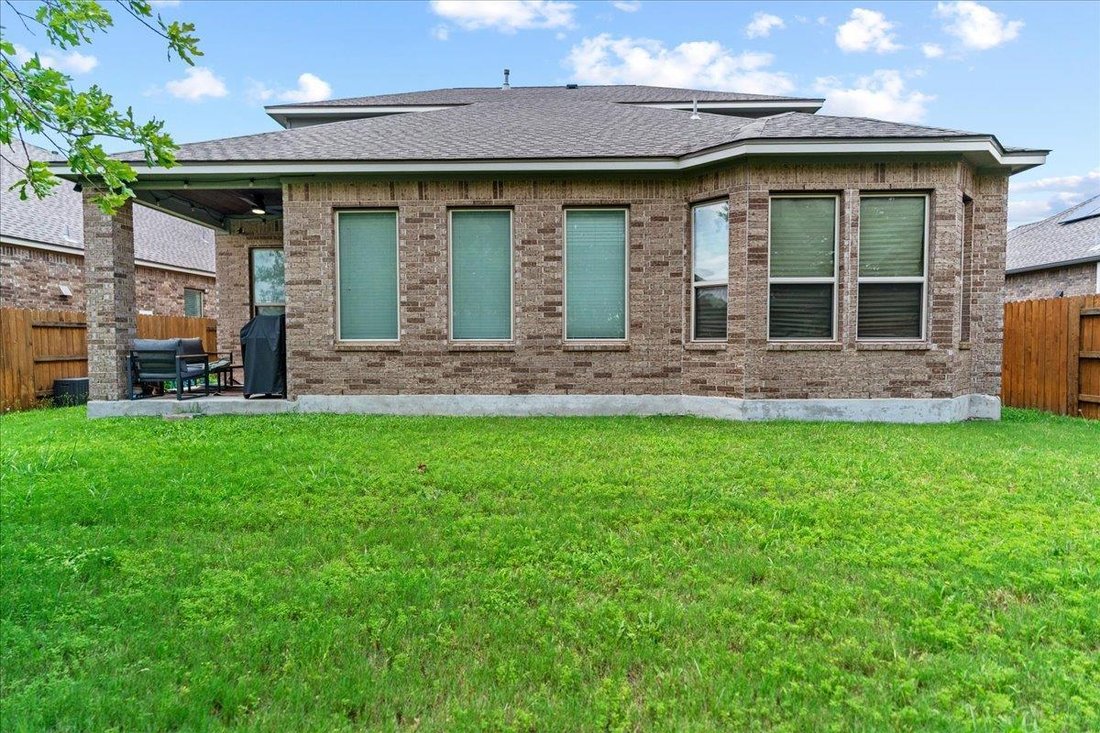 House in Leander, Texas, United States 4 - 18095060
