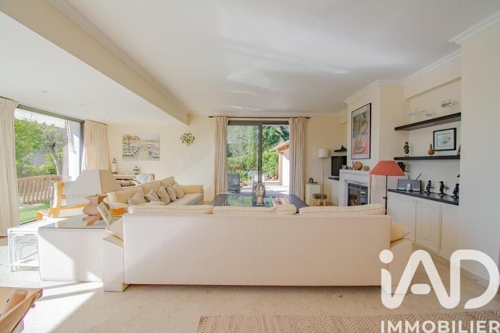 House in Vaug, Villeneuve-Loubet, France 5 - 18100100