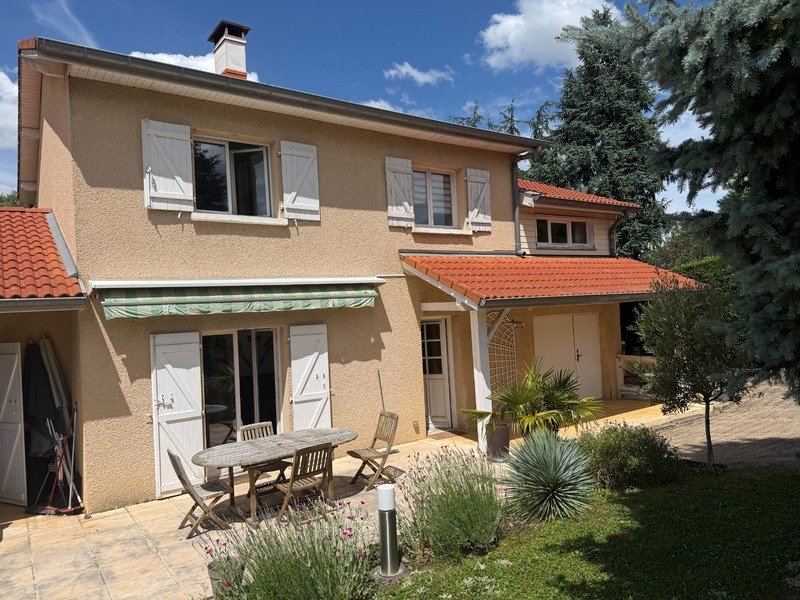 House in Arrondissement of Villefranche-sur-Saône, Auvergne-Rhône-Alpes, France 1 - 17332485