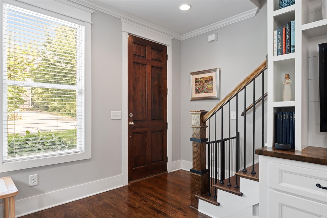 Co Op in Nashville, Tennessee, United States 4 - 18095549