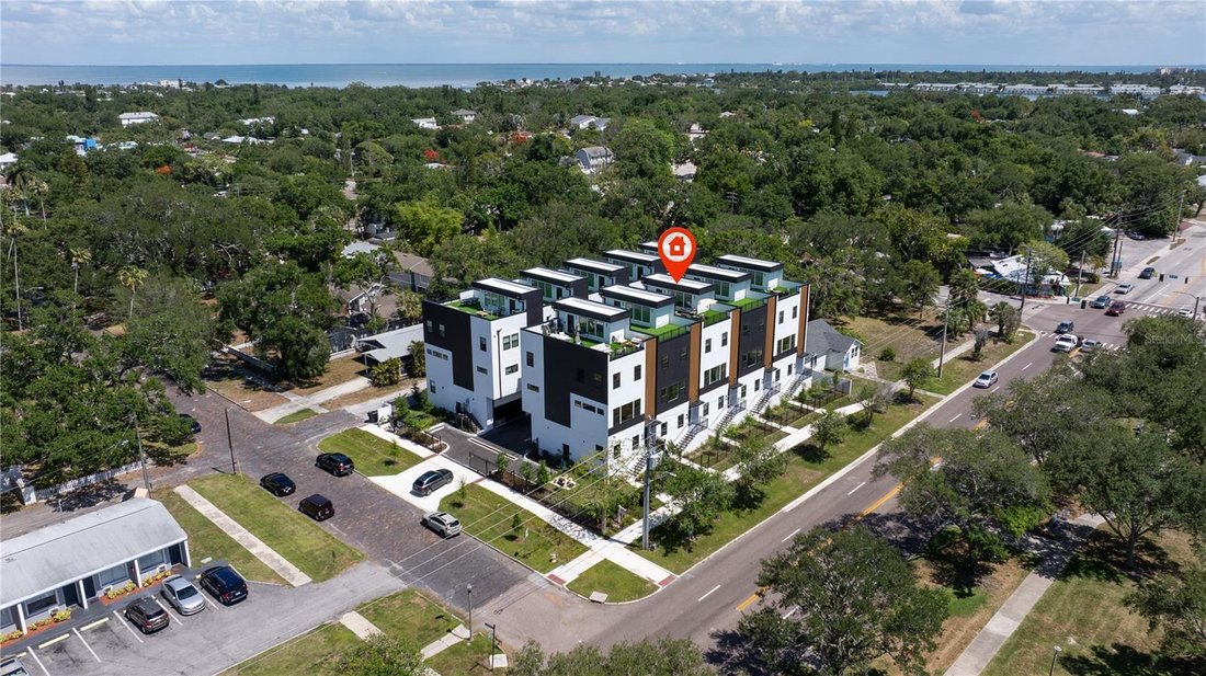 Townhouse in St. Petersburg, Florida, United States 2 - 18091525