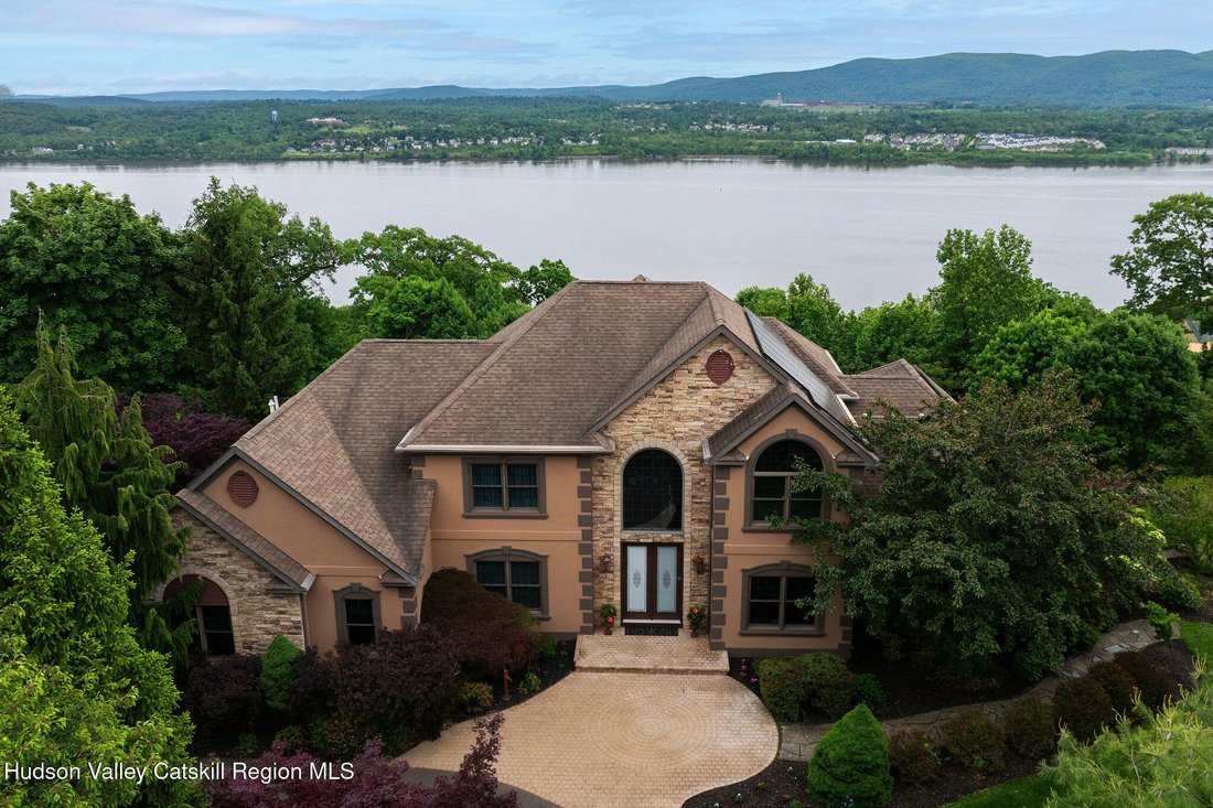 House in Newburgh, New York, United States 5 - 18091468