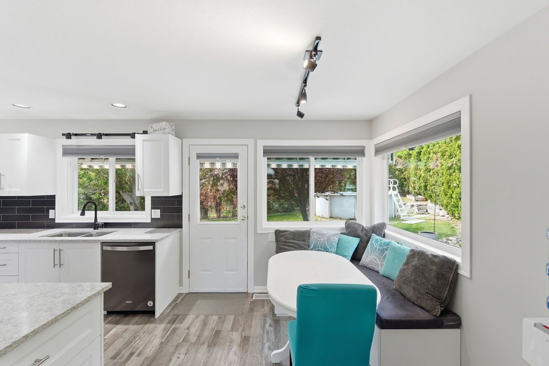 House in Oliver, British Columbia, Canada 5 - 18096384