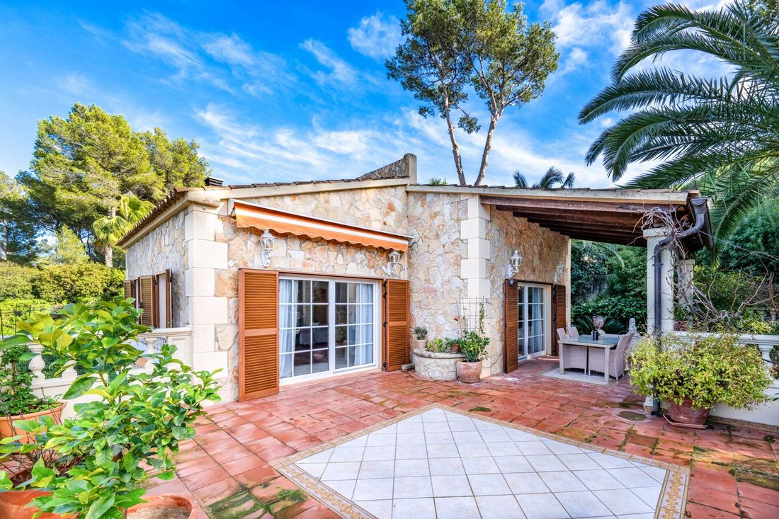 Villa in Rotes Velles, Calvia, Balearic Islands 2 - 18093411