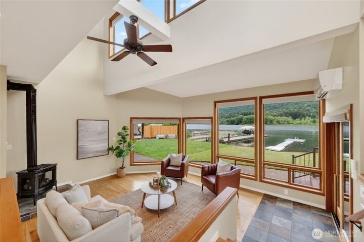House in Bellingham, Washington, United States 5 - 18104528