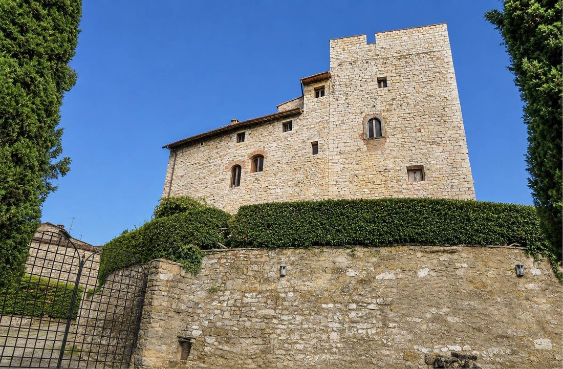 Estate in Gaiole in Chianti, Tuscany, Italy 2 - 18103382