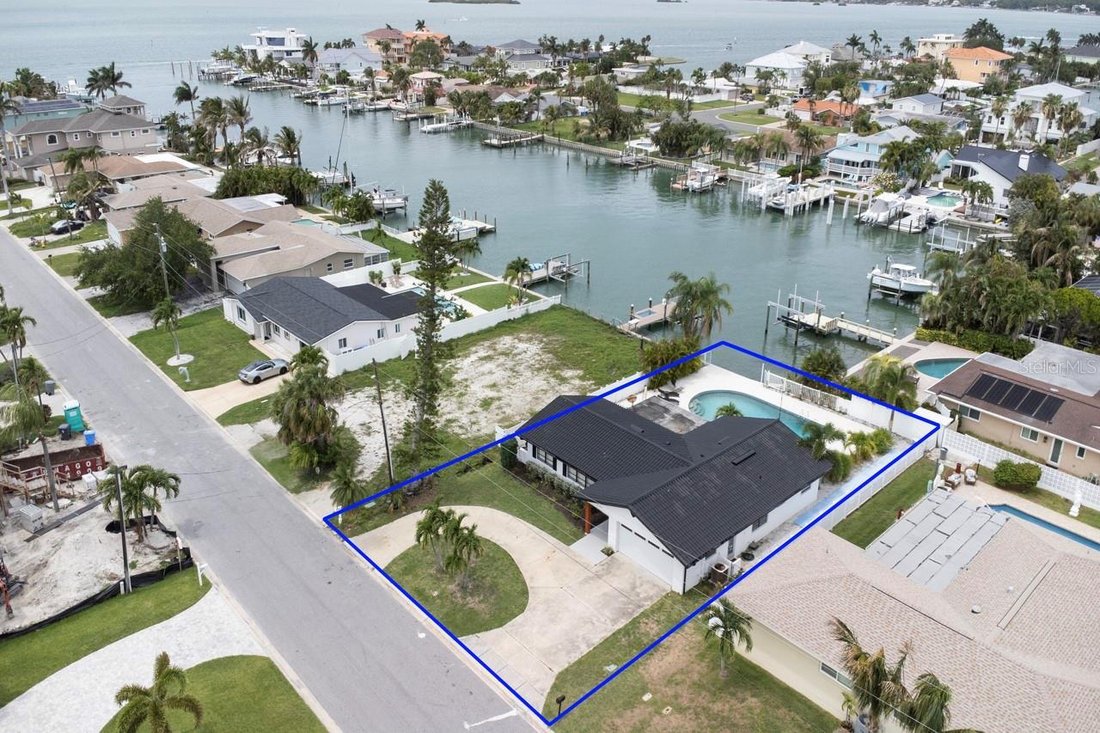 Maison à Treasure Island, Floride, États-Unis 1 - 18100732