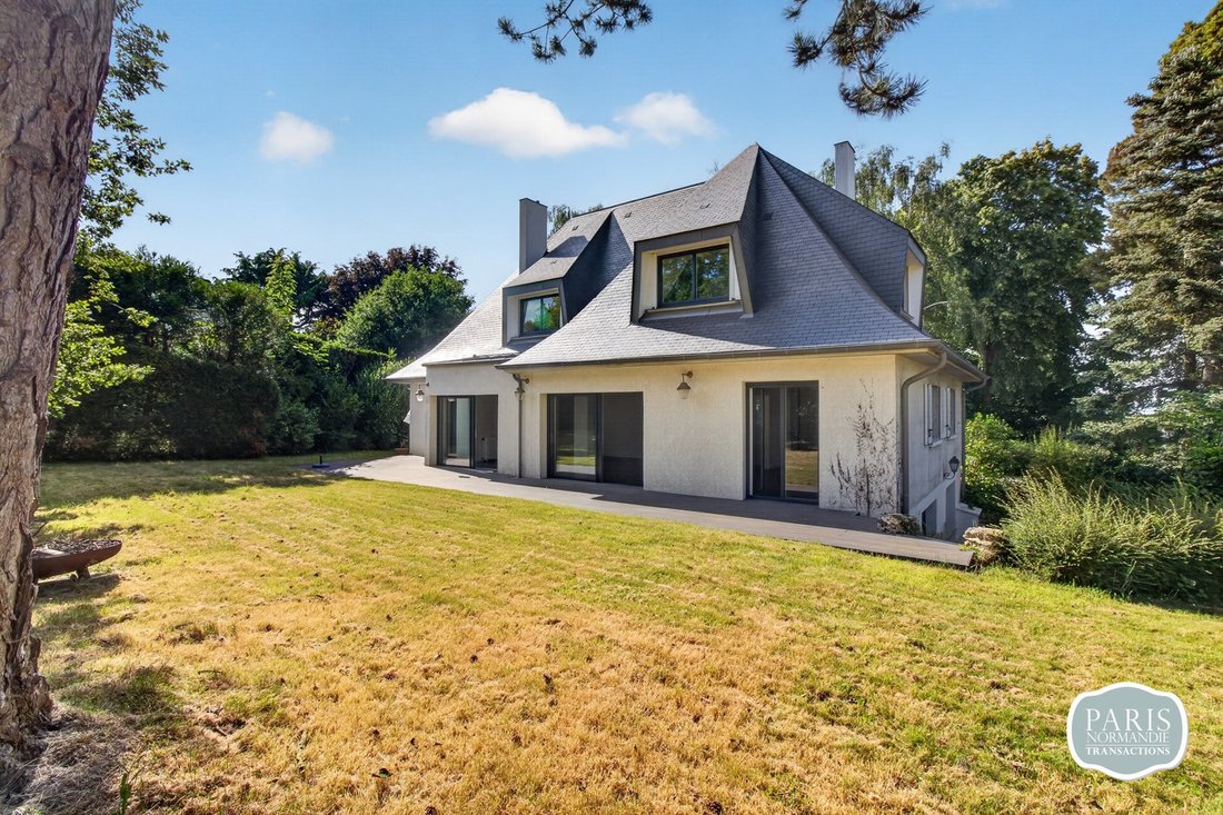 House in Forêt, Saint-Germain-en-Laye, France 3 - 18096027