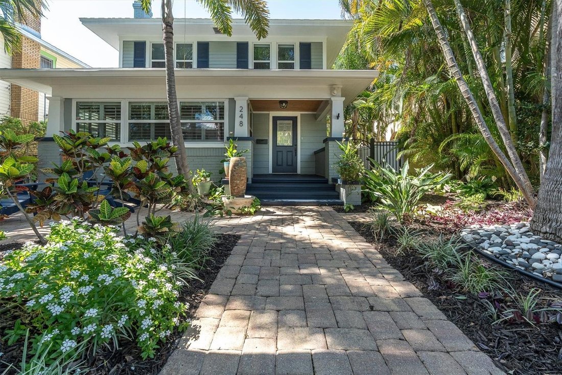 House in St. Petersburg, Florida, United States 1 - 18100742
