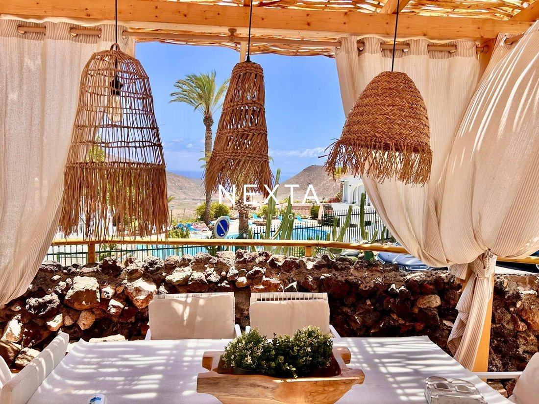 Villa in Arona, Canary Islands, Spain 3 - 18091235