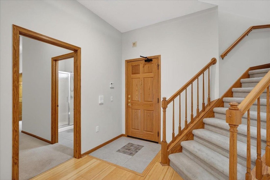 Condo in Madison, Wisconsin, United States 5 - 18102307