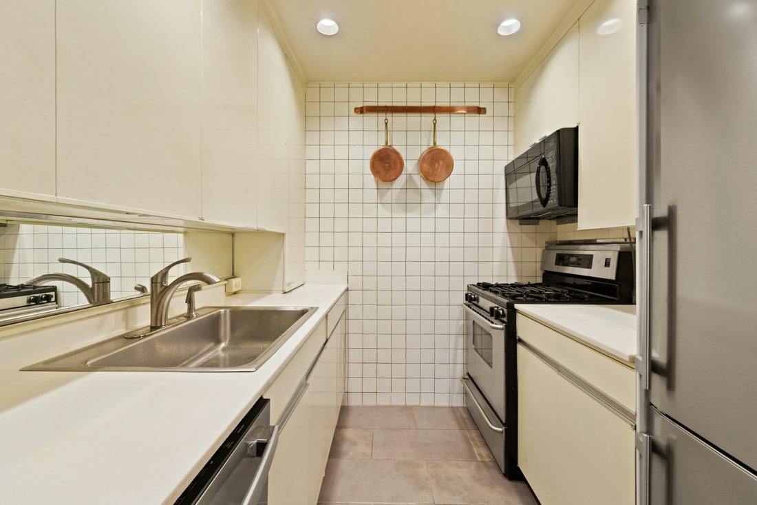 Co Op in New York, New York, United States 4 - 18084942
