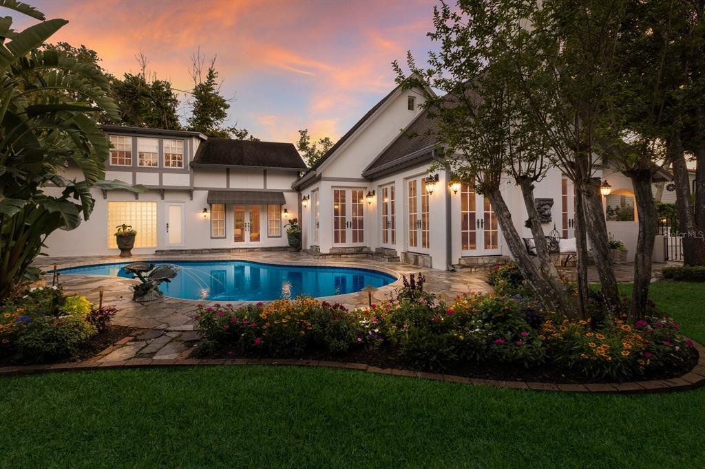 House in Sarasota, Florida, United States 3 - 18105186