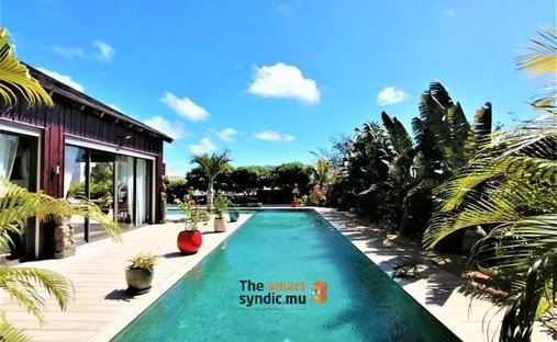 Villa in Grand Baie, Rivière du Rempart District, Mauritius 1